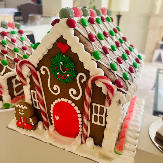 Decorated Gingerbread House MINI